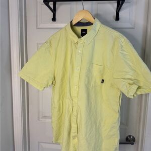 Vans Men’s XL Solid Vibrant Yellow Short Sleeve Button Down Shirt